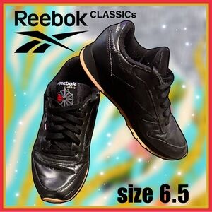 classic REEBOK black leather SNEAKERS size 6.5